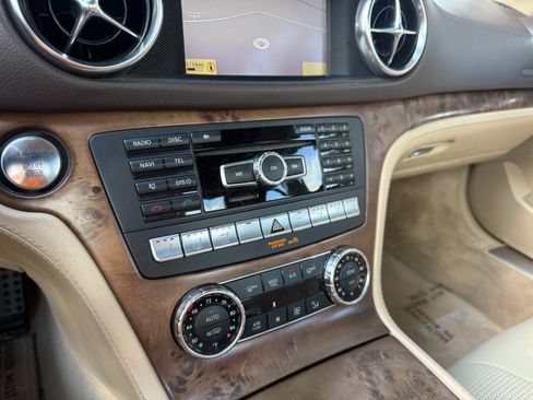 Used 2013 Mercedes-Benz SL 63 AMG image 37