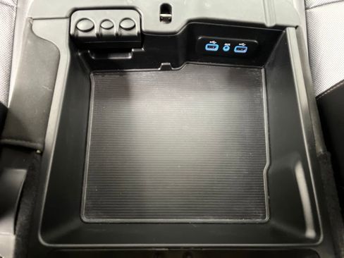 Used 2018 RAM 2500 Laramie image 36