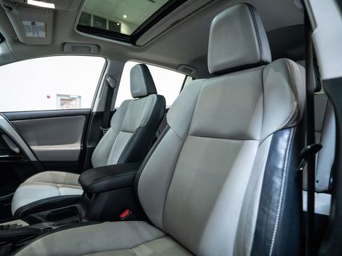 Used 2016 Toyota RAV4 Limited w/ Advanced Technology Package AWD/4WD image 6