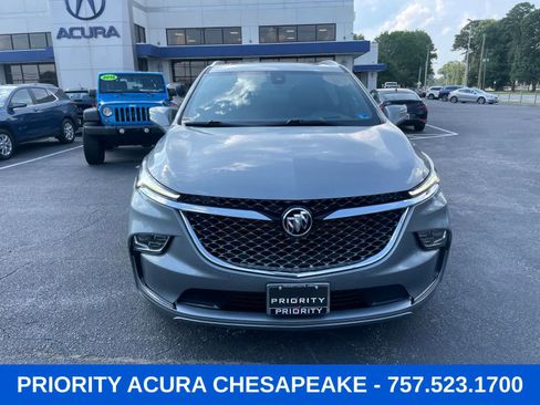 Used 2023 Buick Enclave Avenir w/ Avenir Technology Package AWD/4WD image 8