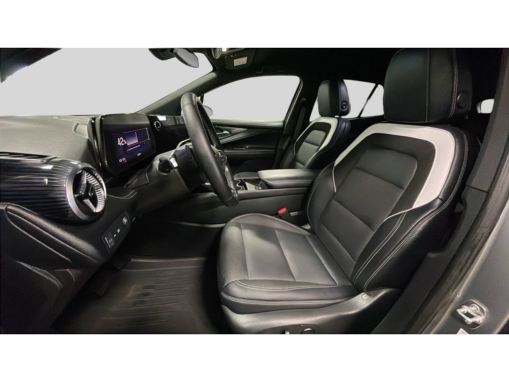 Used 2024 Chevrolet Blazer EV LT AWD/4WD image 12