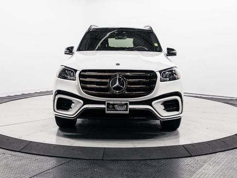 Certified 2026 Mercedes-Benz GLS 450 4MATIC image 2