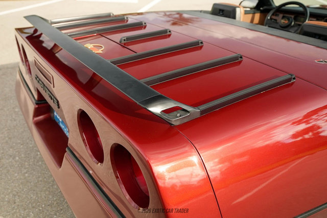 Used 1988 Chevrolet Corvette Convertible RWD image 75