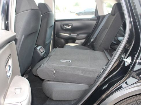 Certified 2023 Honda HR-V LX image 15