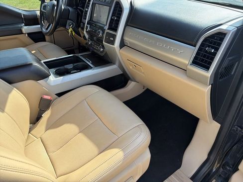Used 2021 Ford F350 Lariat w/ Chrome Package AWD/4WD image 33