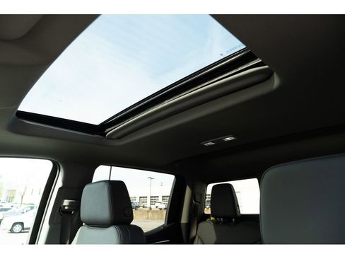 New 2026 GMC Sierra 1500 SLT w/ SLT Premium Plus Package image 16