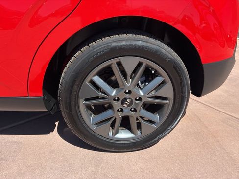 Used 2021 Kia Soul S FWD image 37