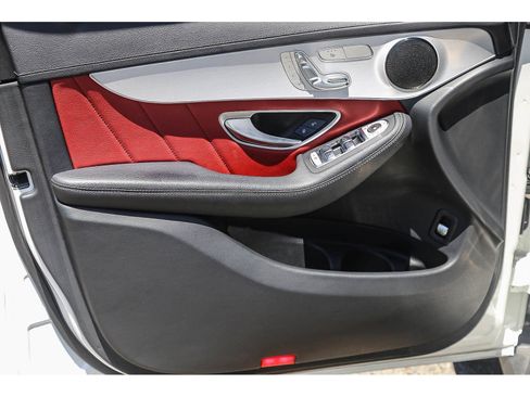 Used 2023 Mercedes-Benz GLC 300 4MATIC Coupe image 19