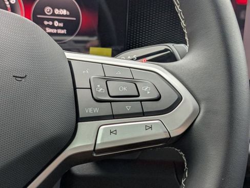 New 2026 Volkswagen Tiguan SE image 31