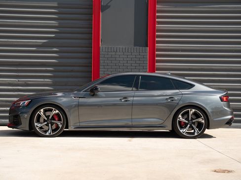 Used 2019 Audi RS 5 Sportback w/ RS Driver Assistance Package image 9