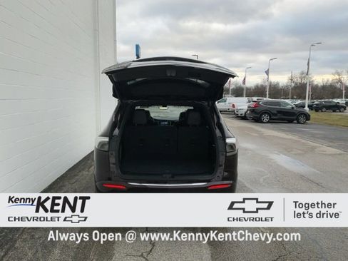 Certified 2023 Buick Enclave Avenir w/ Avenir Technology Package image 8