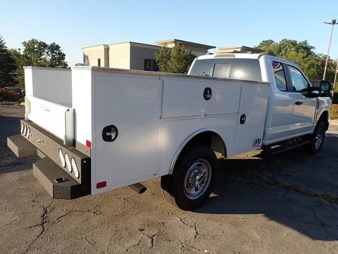 New 2025 Ford F350 XL w/ XL Chrome Package image 6