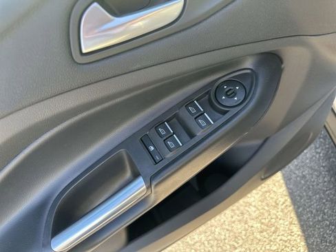 Used 2019 Ford Escape SEL AWD/4WD image 17
