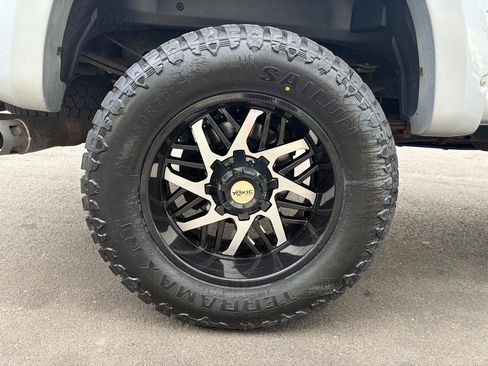 Used 2018 Ford F250 Platinum w/ Platinum Ultimate Package AWD/4WD image 16