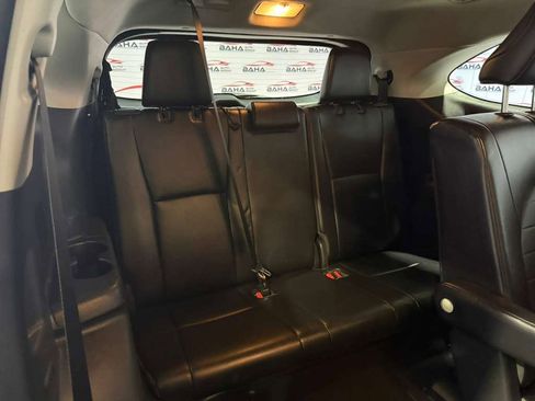 Used 2021 Toyota Highlander XLE image 56