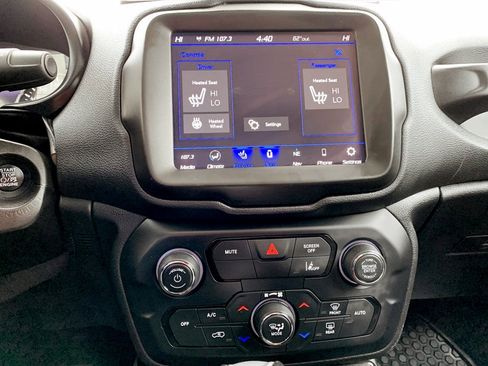 Used 2021 Jeep Renegade Trailhawk w/ Sun & Sound Group AWD/4WD image 24