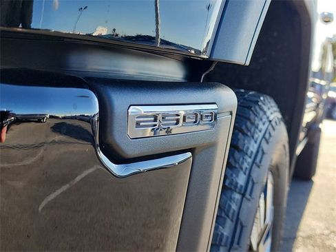 New 2026 GMC Sierra 2500 Denali w/ Denali Reserve Package image 12