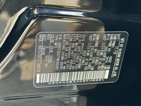 Used 2023 Nissan Rogue SV FWD image 41