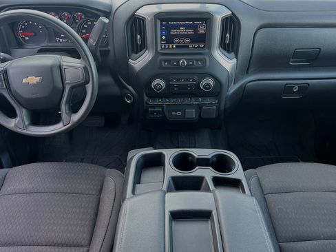 Used 2024 Chevrolet Silverado 2500 Custom w/ Custom Value Package image 13