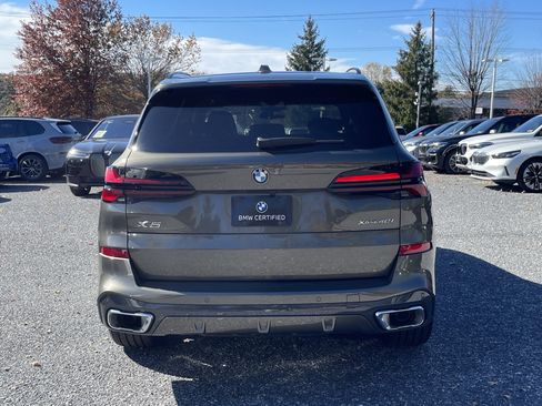 Certified 2025 BMW X5 xDrive40i w/ Executive Package image 7