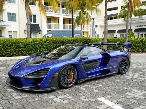 Used 2019 McLaren Senna image 2