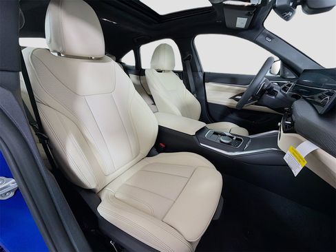 New 2026 BMW 430i xDrive w/ M Sport Package image 31