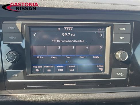 Used 2024 Volkswagen Jetta SE image 36