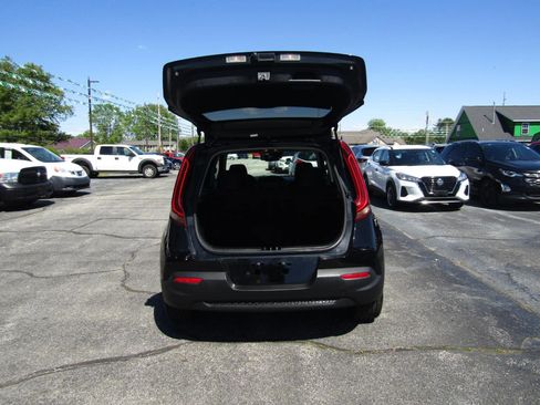 Used 2020 Kia Soul EX w/ Option Group 015 FWD image 7