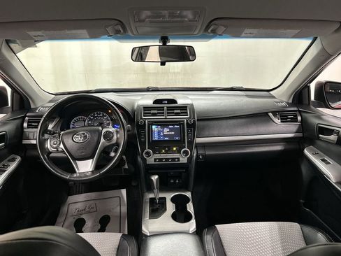 Used 2013 Toyota Camry SE image 17