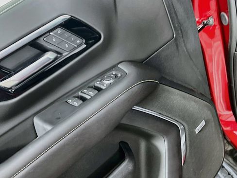 Certified 2025 Chevrolet Suburban Premier AWD/4WD image 18