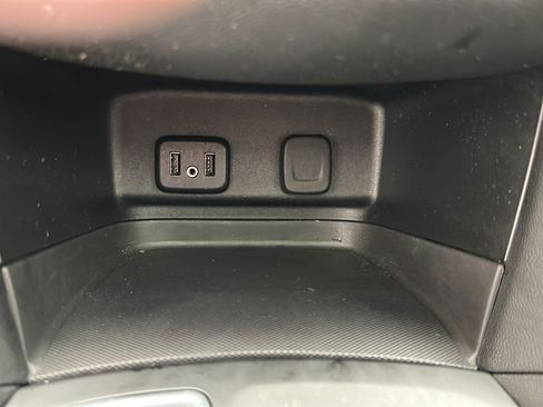 Used 2018 Chevrolet Equinox LT w/ Sun & Infotainment Package AWD/4WD image 23