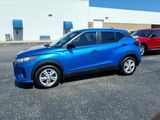 Used 2023 Nissan Kicks S image 3