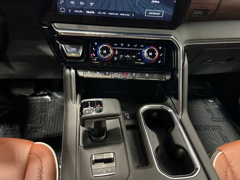 Certified 2025 GMC Sierra 1500 Denali Ultimate image 13