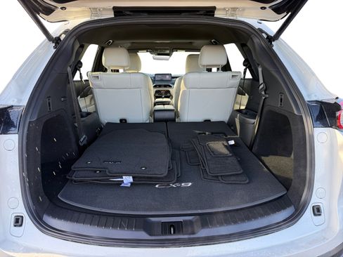 Used 2021 MAZDA CX-9 Signature image 17
