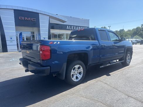 Used 2019 Chevrolet Silverado 1500 LT w/ All Star Edition AWD/4WD image 3