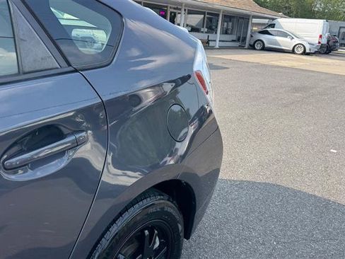 Used 2013 Toyota Prius Two FWD image 15