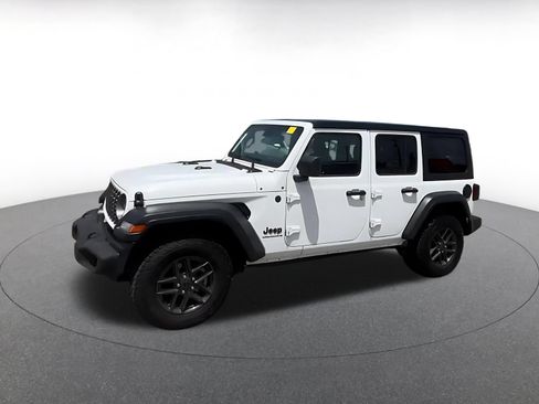 Used 2025 Jeep Wrangler Unlimited Sport AWD/4WD image 8