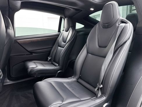 Used 2019 Tesla Model X Long Range AWD/4WD image 32