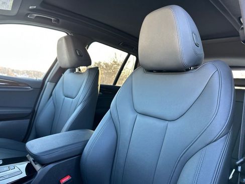 Used 2021 BMW X3 xDrive30i w/ Premium Package image 16