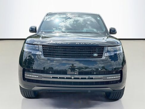 Used 2025 Land Rover Range Rover SE AWD/4WD image 8