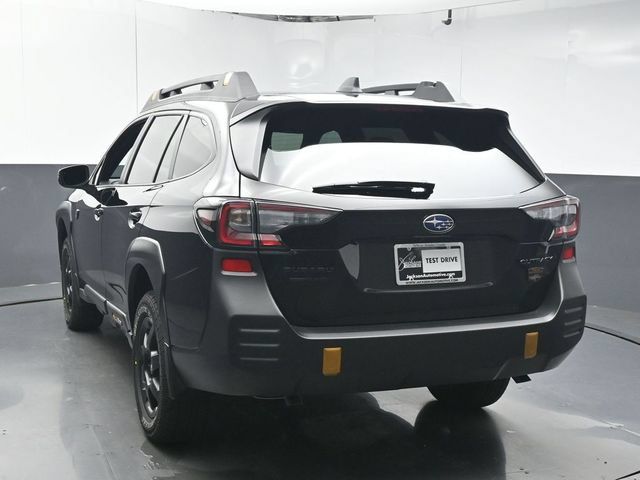 Used 2025 Subaru Outback Wilderness w/ Wilderness Package AWD/4WD image 6