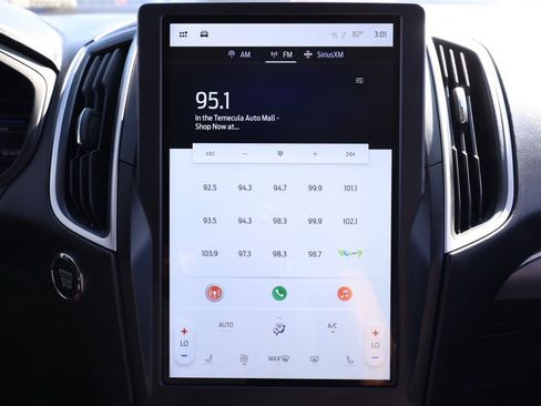 Used 2022 Ford Edge SEL image 29