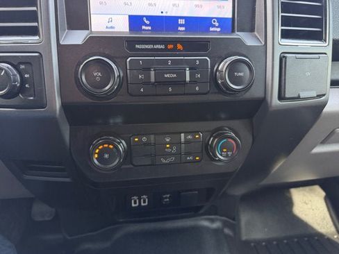 Used 2019 Ford F150 XLT AWD/4WD image 19