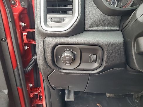 New 2026 RAM 2500 Big Horn AWD/4WD image 30
