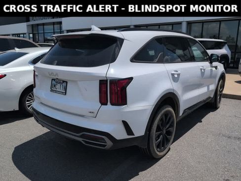 Used 2023 Kia Sorento SX AWD/4WD image 4