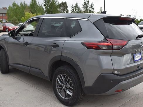 Used 2023 Nissan Rogue S image 7