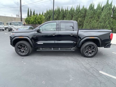 Used 2025 GMC Canyon Elevation w/ Convenience Package RWD image 8