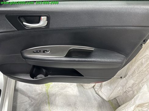 Used 2017 Kia Optima LX image 26