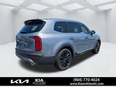 Used 2022 Kia Telluride SX AWD/4WD image 3