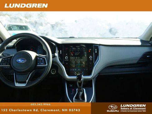 Certified 2025 Subaru Outback Premium image 5